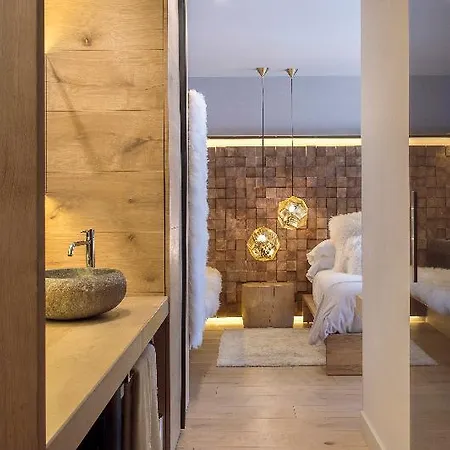 Andorra Boutique & Szálloda 5*